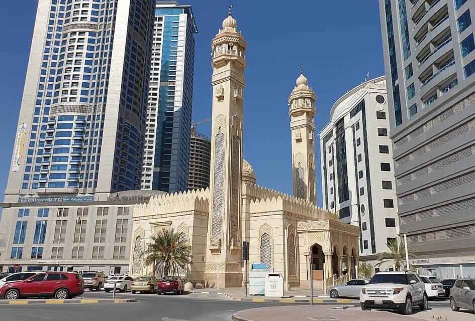 Al Khan Location and Connectivity