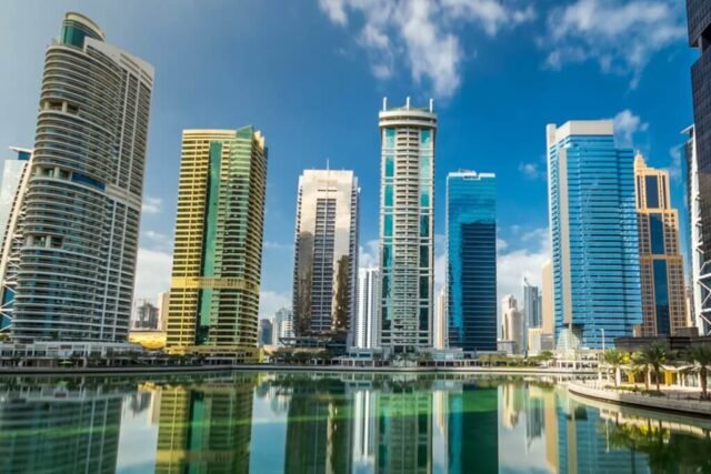 Jumeirah Lake Towers area guide