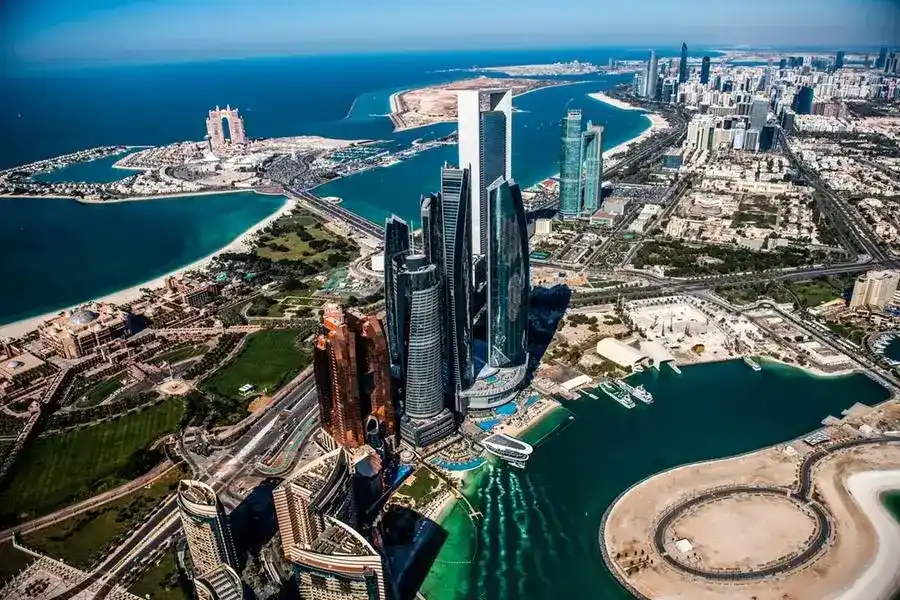 What is it like to live in Baniyas East?